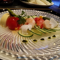 創作料理と天ぷら 秋月 - 海鮮サラダ