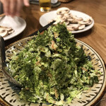 ヘンドリクス カリー バー - キャベツのコールスロー青のりがアクセント