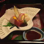 三養荘 - 二の重。刺身