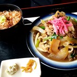 伊豆の佐太郎 - 猪焼きとわさび丼