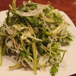 酉や 喜兵衛 - せりサラダ。