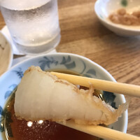 天ぷら新宿つな八 大丸東京店 - 磯波５８３０円。新玉葱。甘さ抜群の味わいで、とーっても美味しかったです（╹◡╹）（╹◡╹）