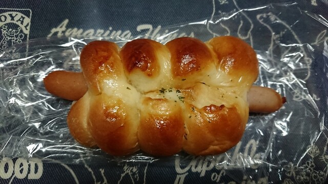 ザ・ビッグ ベーカリー ザ・ビッグ春採店 - 武佐（パン）