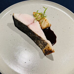 abysse - 鰆　赤ワインソース　筍