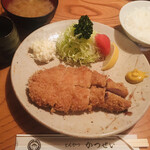 とんかつ かつせい - ロースかつ定食