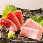 Snacks Assortment of 2 types of tuna (medium and large tuna)