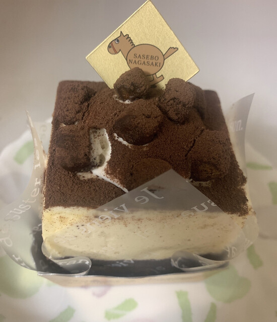 手作りケーキと焼き菓子の店 ジェニュイン 中佐世保 ケーキ 食べログ