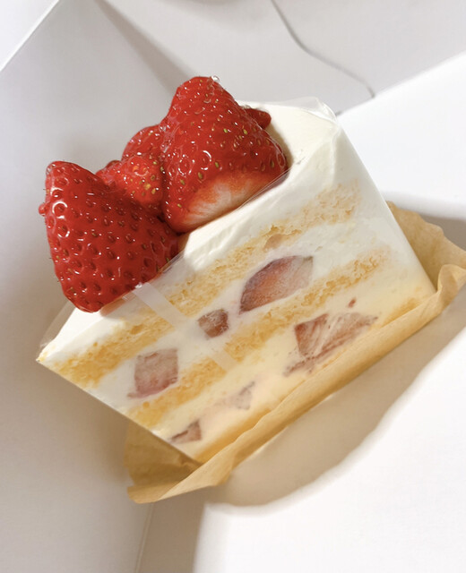 手作りケーキと焼き菓子の店 ジェニュイン 中佐世保 ケーキ 食べログ