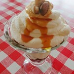 ミディリュヌ - コーヒーゼリーパフェ　550円　2020/11