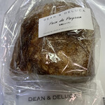 ディーンアンドデルーカ - 美味しいパン350円税別