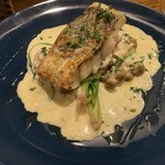 ビストロ ランプ - お魚のポワレアンチョビクリームソース