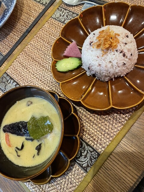 アジアごはんとおはぎ 善 ゼン 東金沢 アジア エスニック料理 その他 食べログ