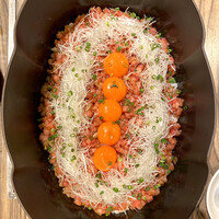 焼肉 ジャンボ はなれ - ユッケご飯