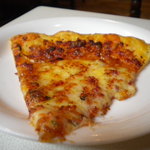 スイートバジル - スパゲティランチにひと切れだけ付くパイピザ。