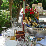 オーベルジュ・オー・ミラドー - 冷えたシャンパーニュ〜♬