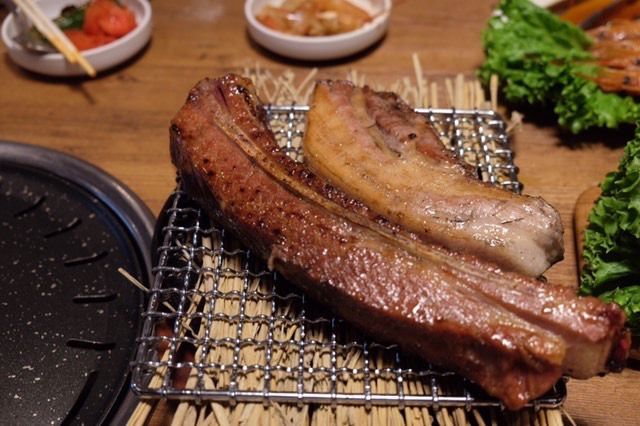 わら火 ハチノス 旧店名 くるむ 新大久保 韓国料理 食べログ
