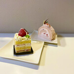 ホテル日航 - 苺のショートケーキ&桜ロールケーキ