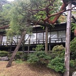 三養荘 - 本館の特別室。