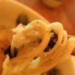 蕎麦 たじま - 冷かけしらすおろしそば；蕎麦はこんな感じ