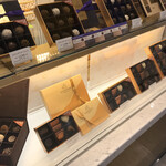 GODIVA - 