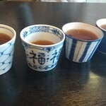カツ亭 - お茶は蕎麦猪口で提供される❗️