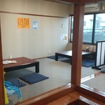 カツ亭 - 小上がりテーブル席❗️