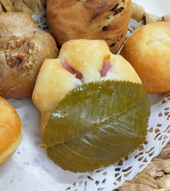 自家製天然酵母 カントリーロード &ndash; 喜多方市の本格パン店