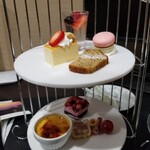 スリーモンキーズカフェ - 