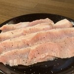 秩父焼肉ホルモンまる助 - 