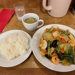 南海飯店 - かたい焼ソバ＋ライス