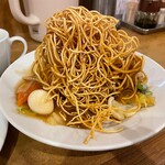 南海飯店 - かたい焼ソバの麺