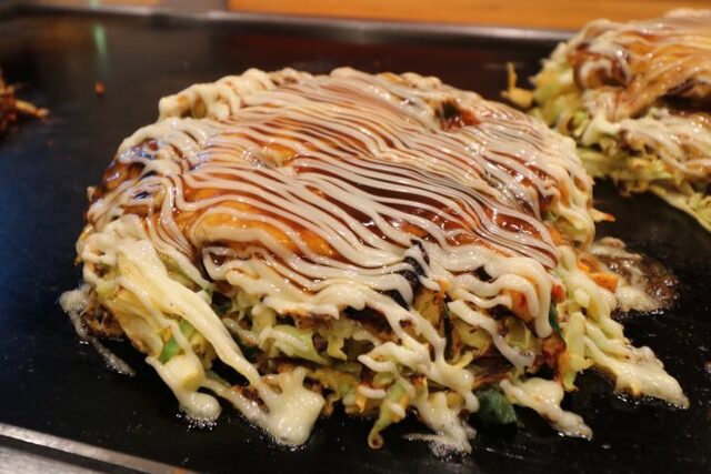 Okonomiyaki Omoni Honten, Osaka, Japan