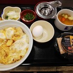 なか卯 - 親子丼（零号機ver.）890円