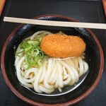 Yanagi ya - 冷やかけ(小)、カニクリームコロッケ
