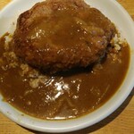 ピトン - ３００ｇハンバーグカレー大盛り