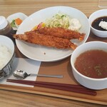 Kicchin Kafe Wizu Dogguzu Amayadori - ◆「定食」海老フライ定食