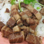 台風飯店 - ルーローハン