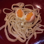むぎきり - うどんに温泉卵を投入♪