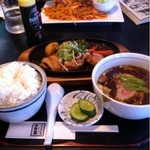 Yamabukinosato Resutoran Unoya - チキン生姜焼き和風ラーメン