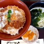 かつふじ - Aセット　カツ丼（竹）+わかめうどん