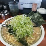 Kamariya Taishou - ワカメラーメン大、ネギトッピング