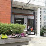 La Brianza - 薄曇りの日に。春ですね♪