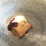 La Brianza - シェフ特製フレンチトーストベリーと刻みミントのソースバニラアイスクリーム。ミントが加わって風味の増したベリーソースが、フレンチトーストと絶妙マッチング☆ひんやりアイスクリームもいい感じ♡