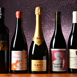 希少なお酒もご用意◎約100種類以上のワインを取り揃えました