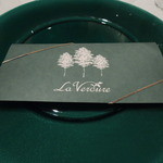 ラ・ヴェルデュール - グリーティングカードのようなメニュー