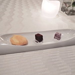 ラ・ヴェルデュール - プチフール　焼菓子　生チョコ　ゼリー