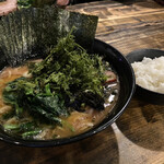 家系ラーメン クックら - 岩のり海苔増し