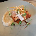 il Ktutti - お肉料理はこんがり香ばしい九州夢ポークのグリル、赤ワインのソース、ごぼうのピューレとフリット添え