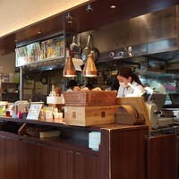 トラットリア グランボッカ - オープンキッチン