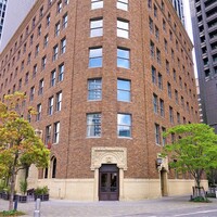 クイントカント - 外観